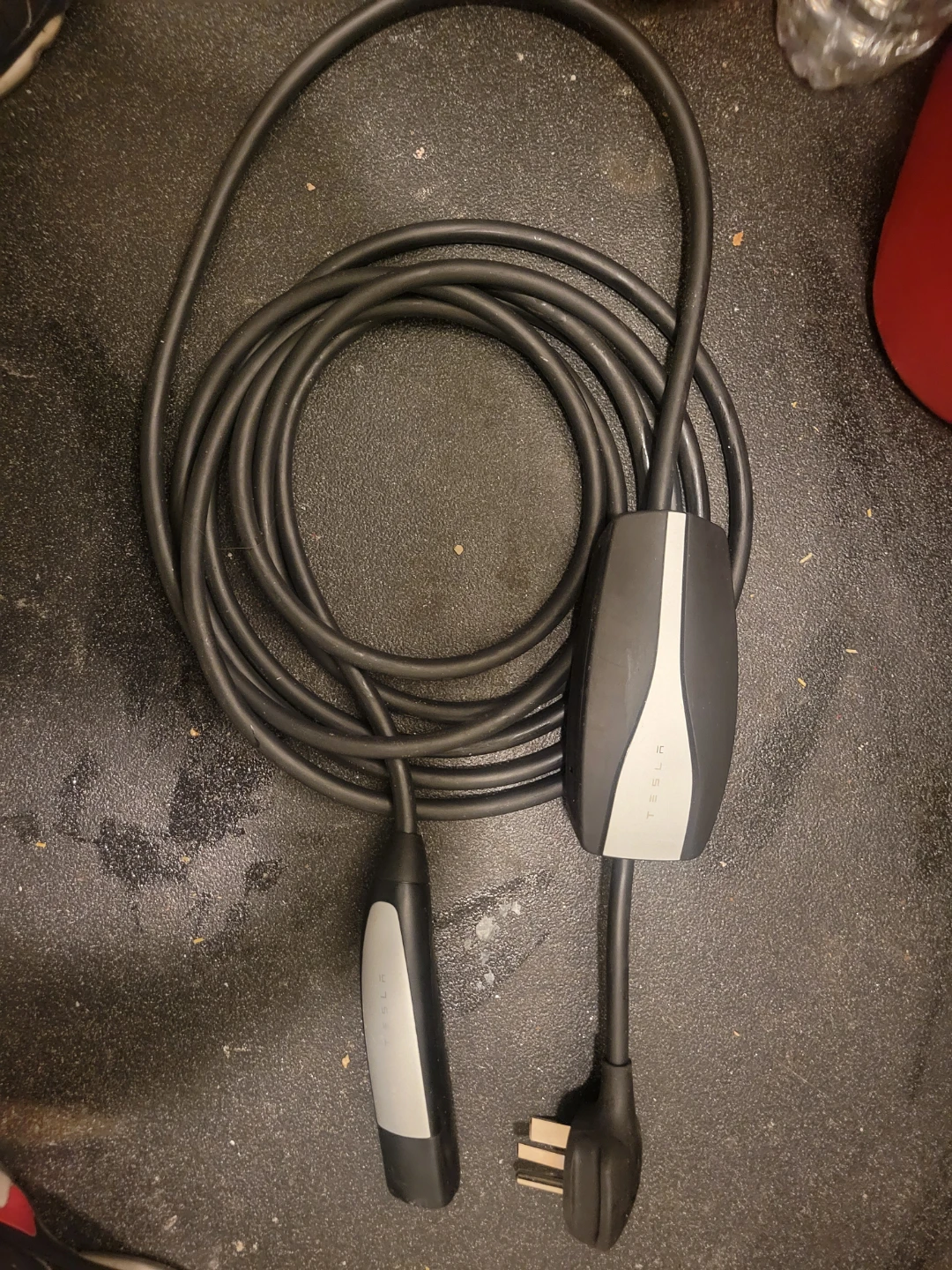 Tesla Mobile Connector