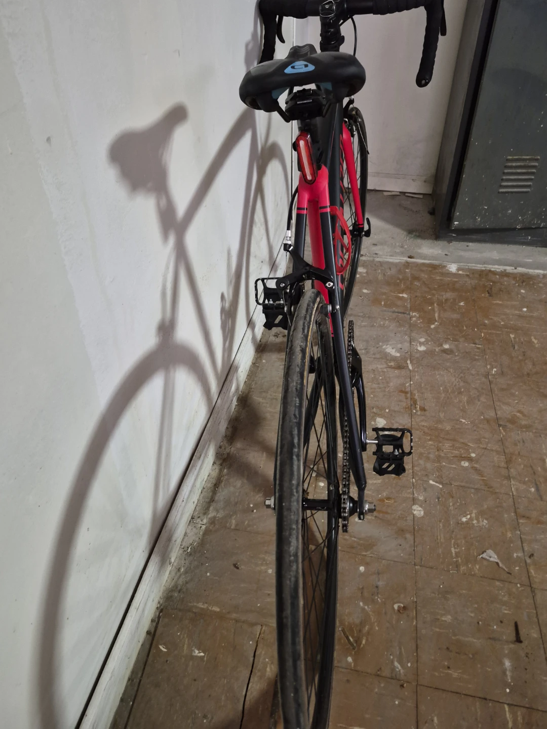 Specialized Allez Road Bike - photo 3