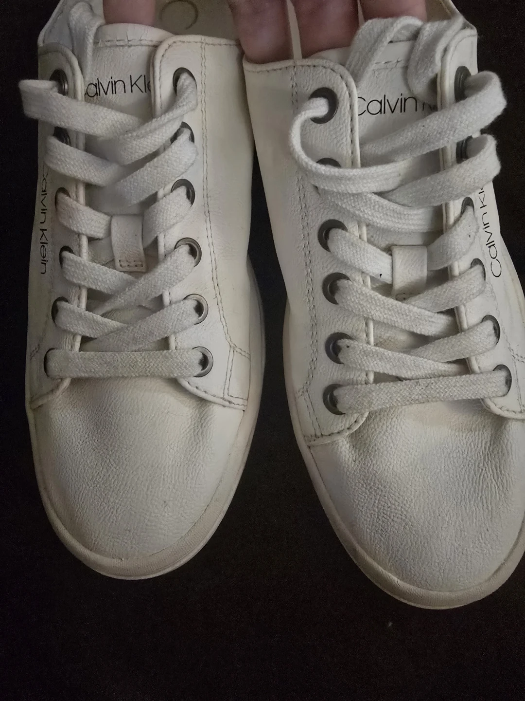 Calvin Klein White Leather Sneakers Size 10 - photo 2