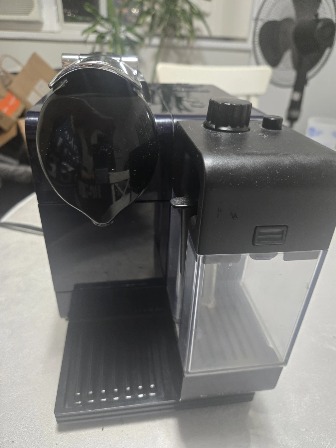 Nespresso DeLonghi Espresso Machine - photo 2
