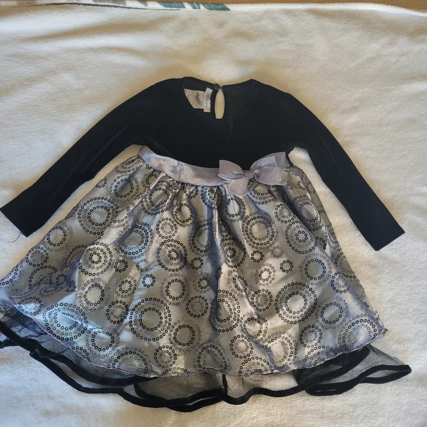Bonnie Jean Black Velvet & Silver  Dress - Size 2T - photo 2