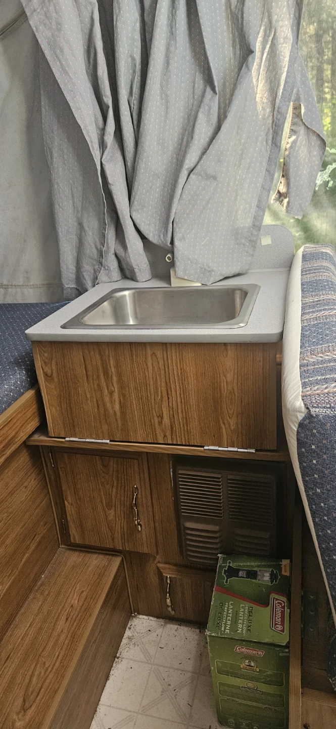 1992 Skamper 170C Tent Trailer - photo 5
