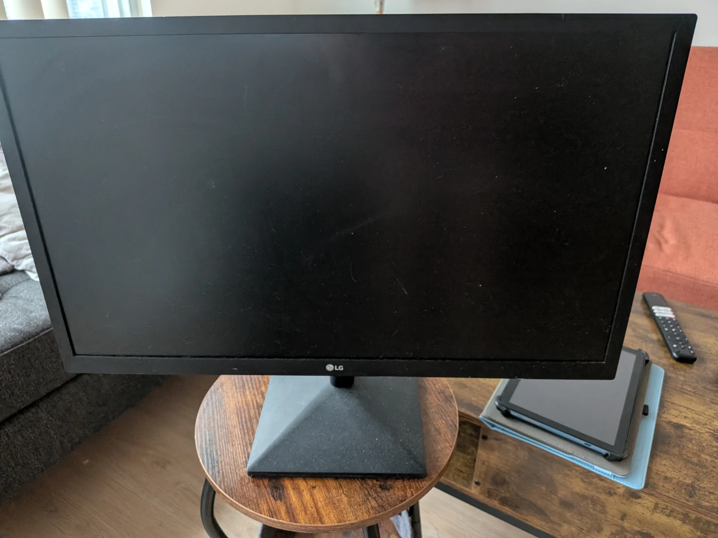 LG Monitor