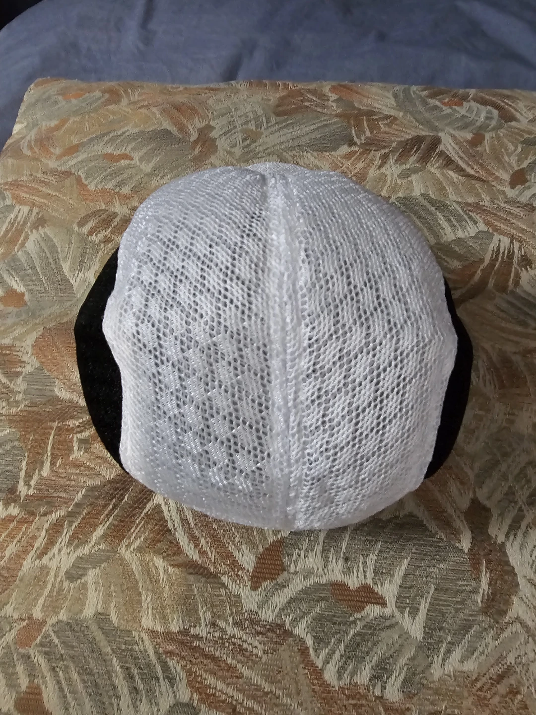 White Mesh Baseball Cap - photo 2