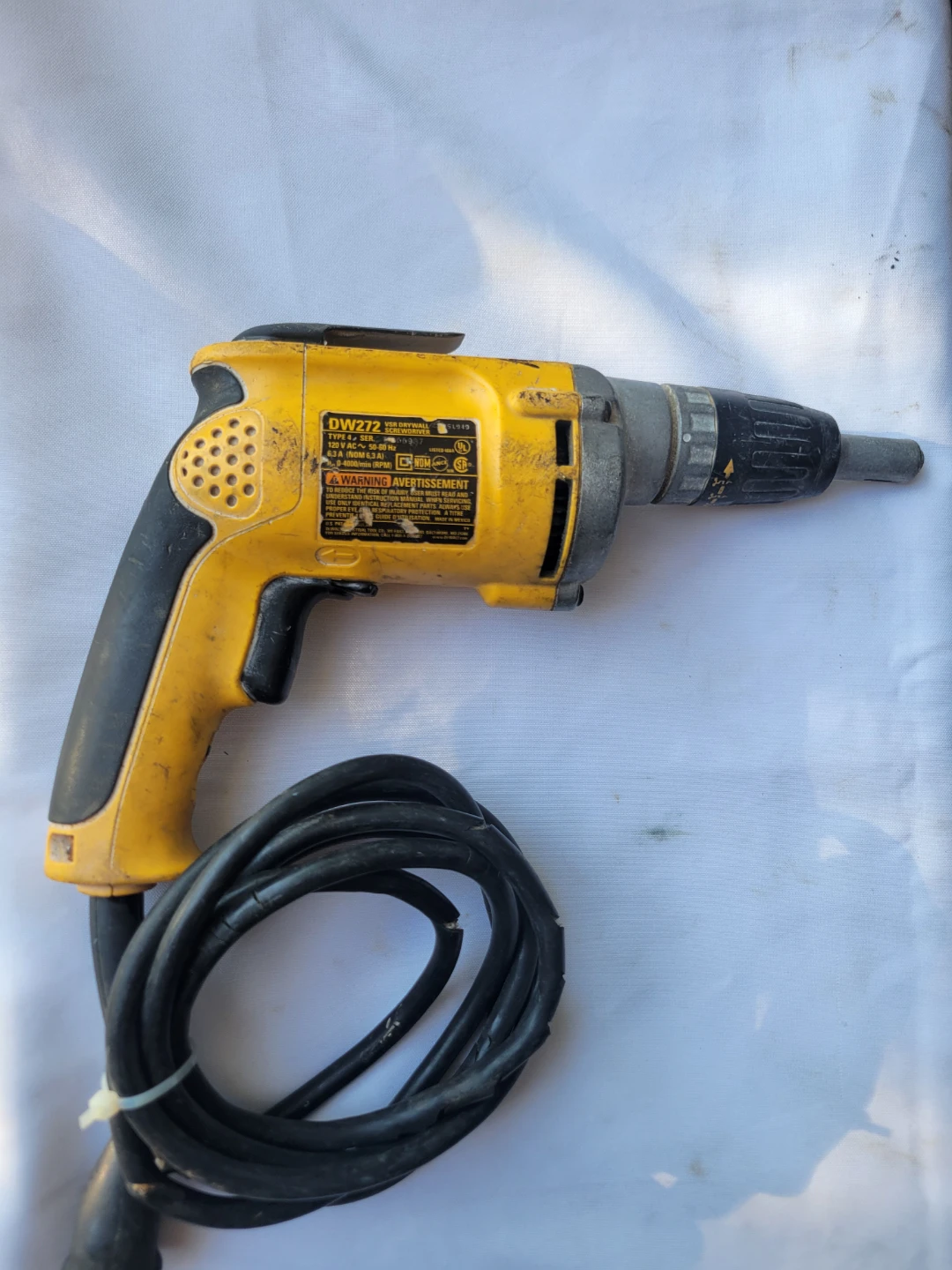 DEWALT DW272 Corded Drywall Screwgun - photo 2