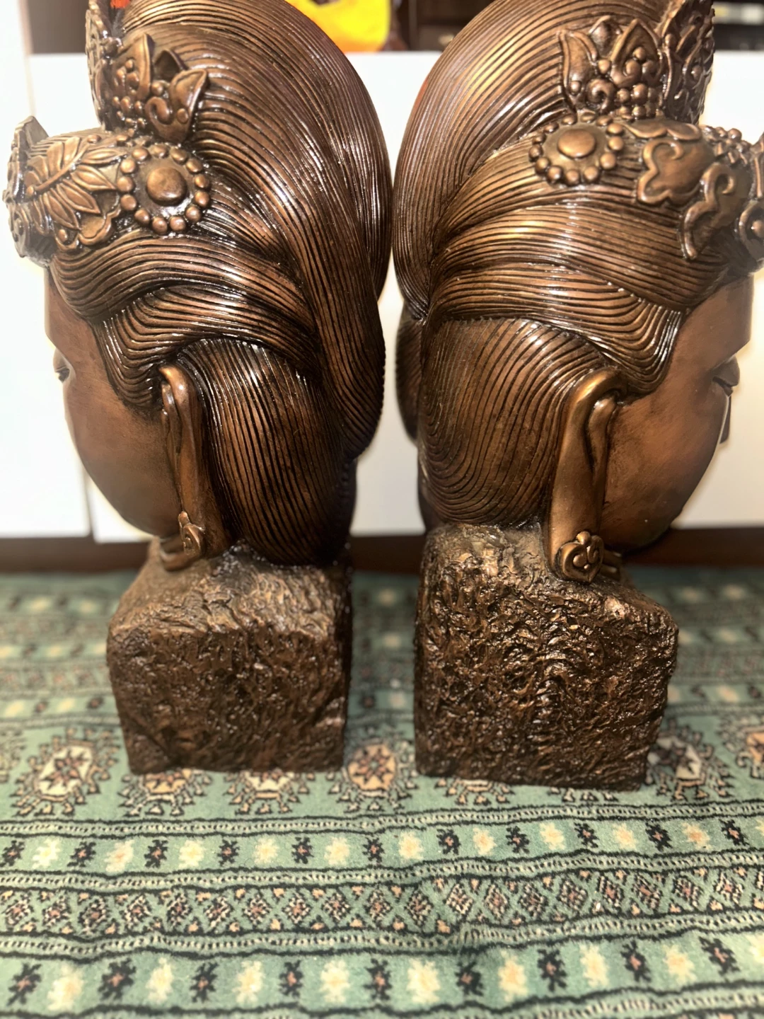 Buddha Head Statues - Set of 2 - Bronze Finish - photo 3