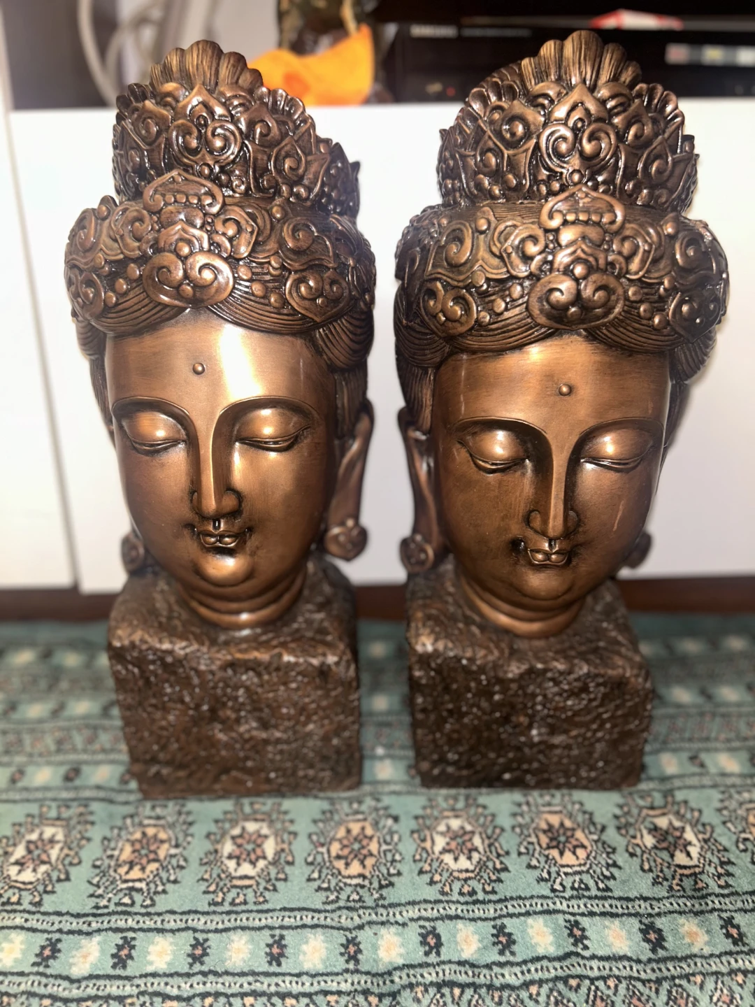 Buddha Head Statues - Set of 2 - Bronze Finish - photo 4
