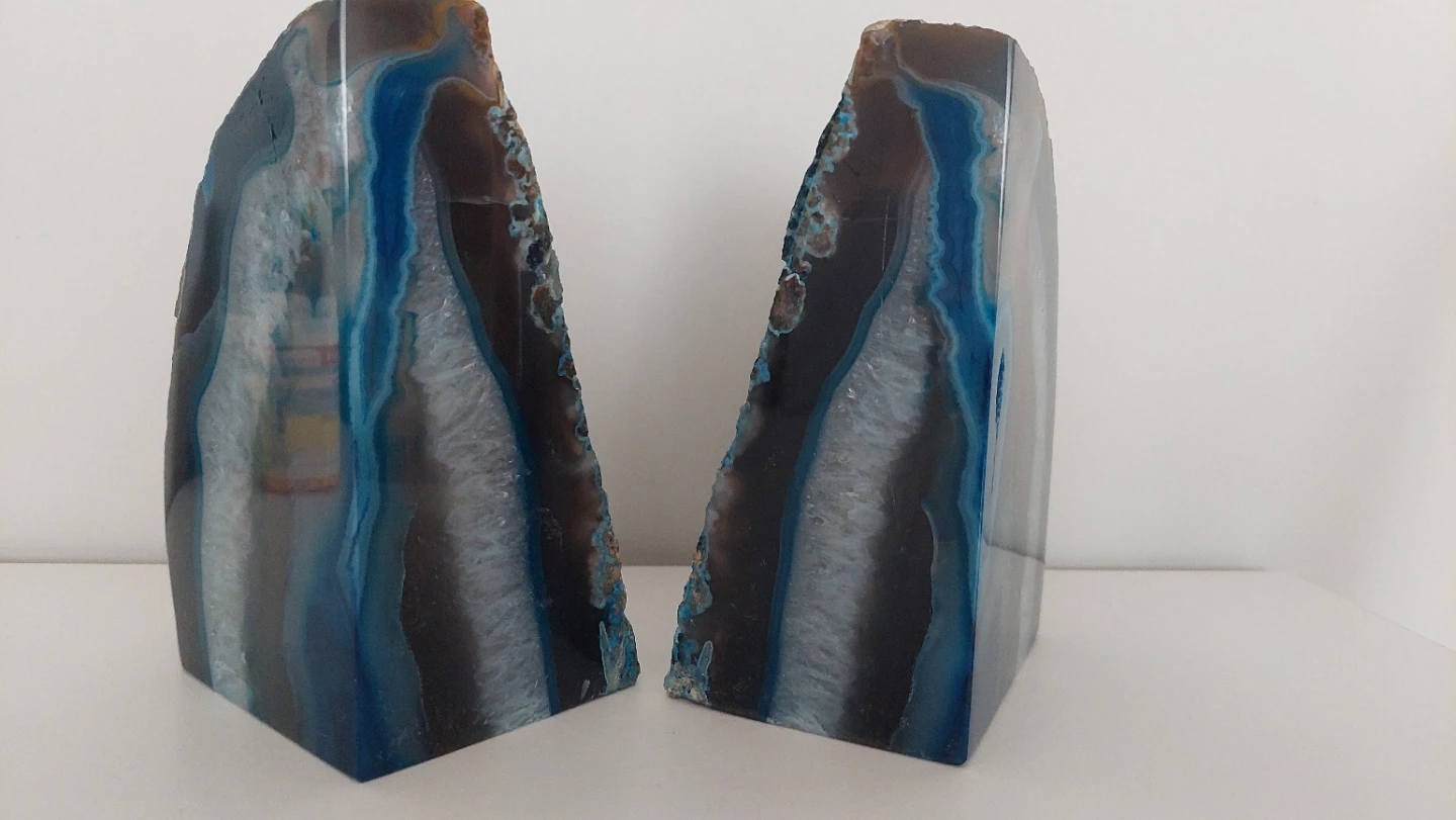 Bookends - photo 2