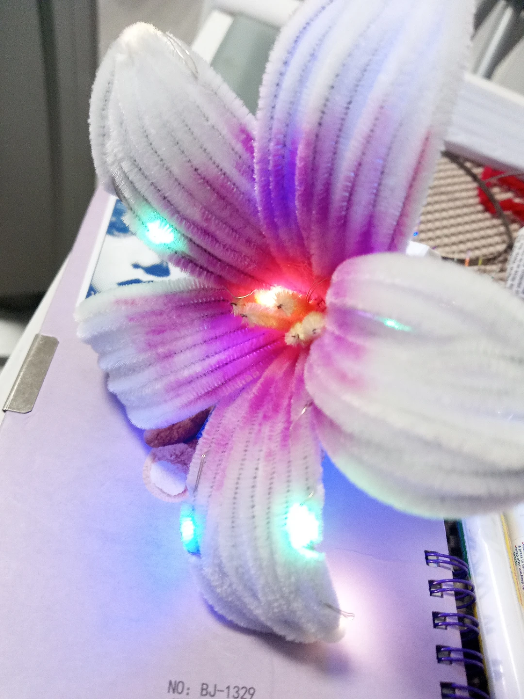 Decorative Light-Up Flower - photo 2