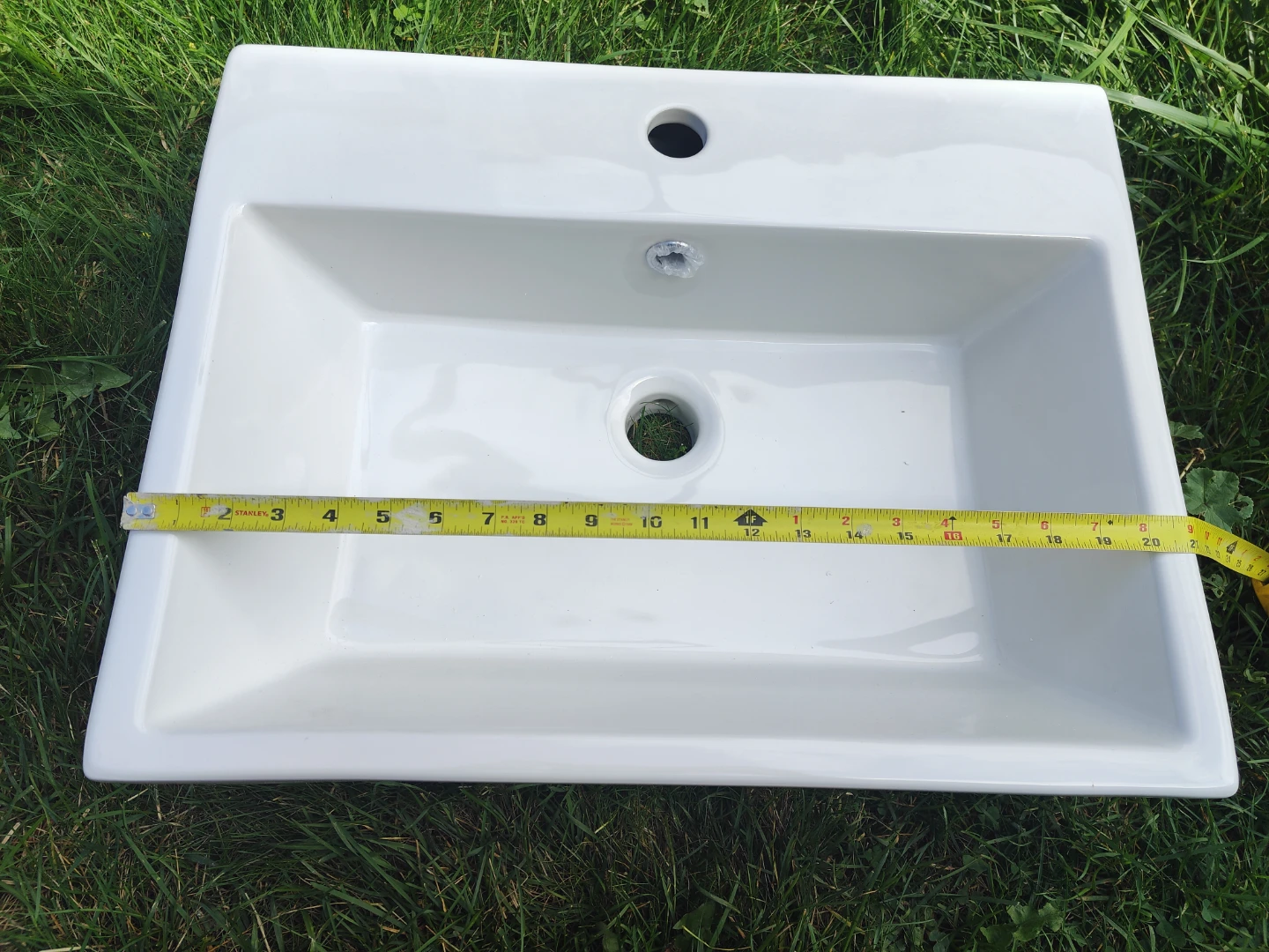 White Ceramic Bathroom Sink - photo 2