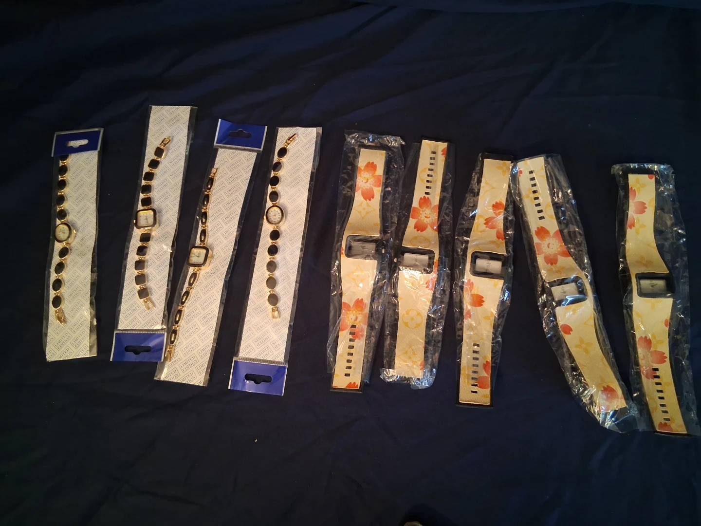 Variety of watches - photo 3