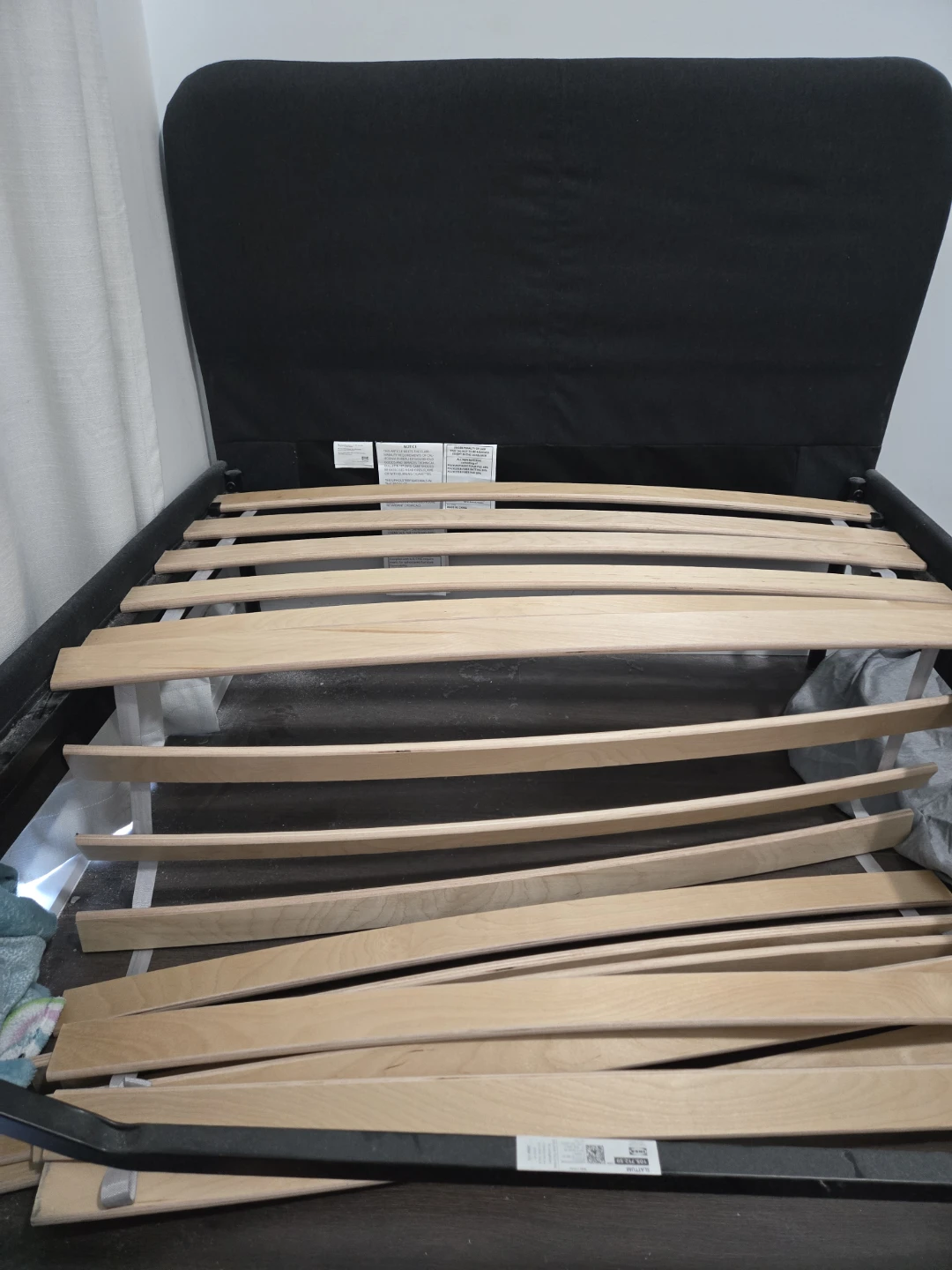Bedframe - IKEA Slattum - photo 2