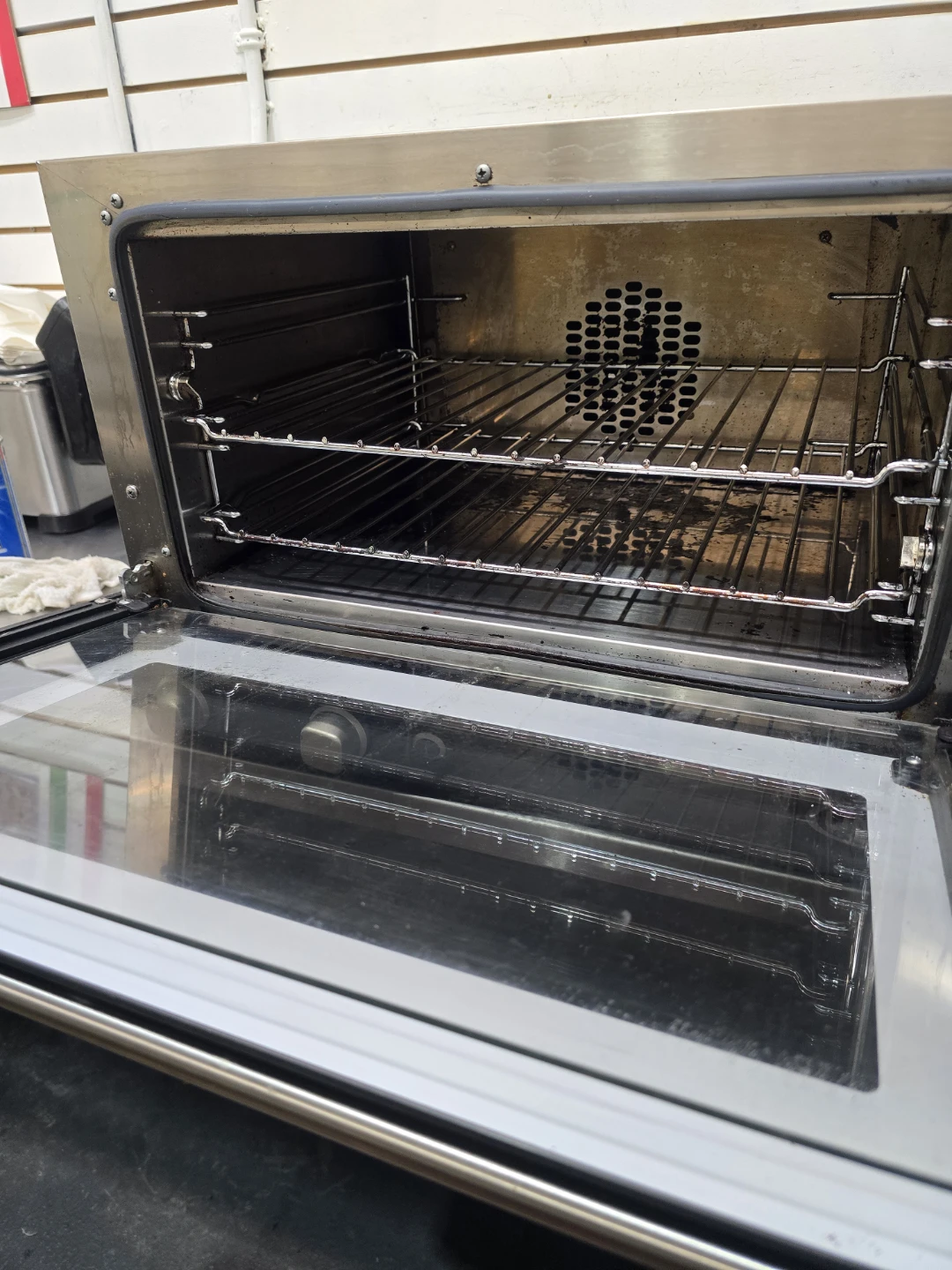 Bakers Pride Convection Oven - photo 3