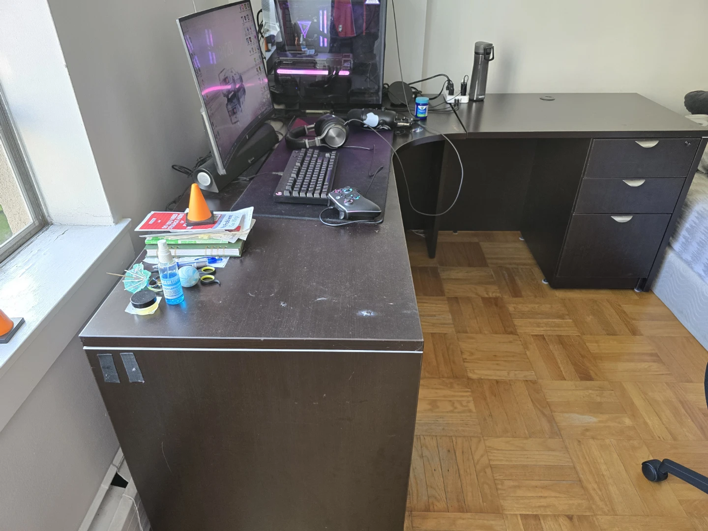 L-Shaped Corner Desk with 3-Drawer Filing Cabinet - photo 4