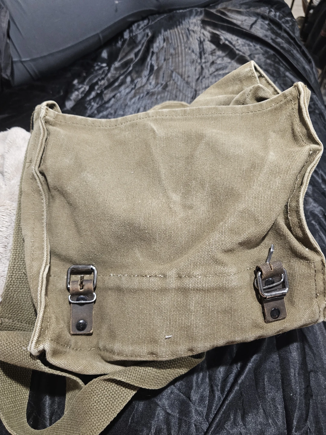 Military green messenger bag - photo 2