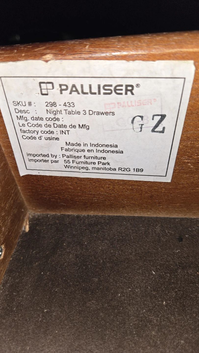 Palliser Night Table 3 Drawers - photo 4