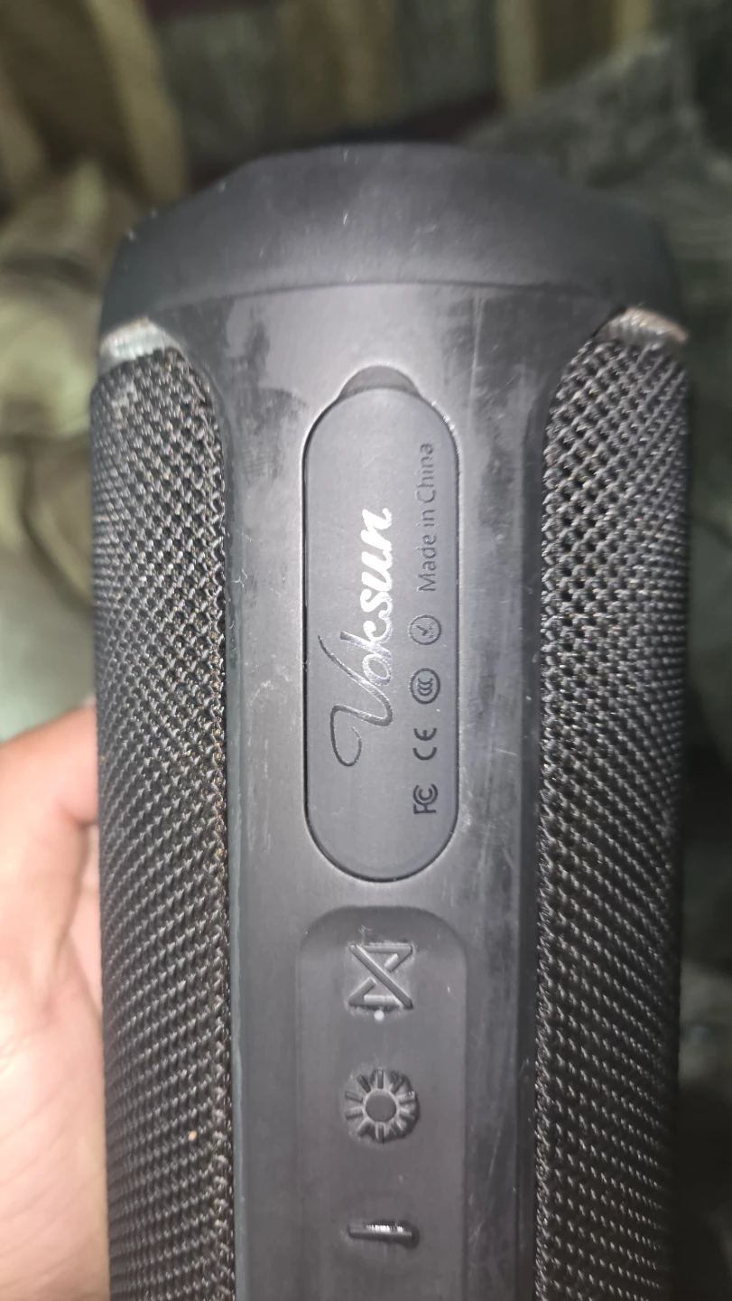 Voksun Portable Bluetooth Speaker