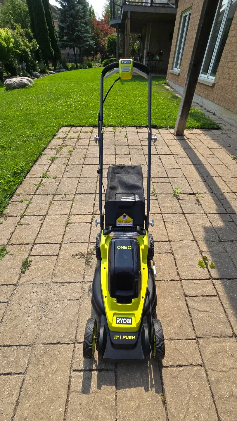 RYOBI 18V ONE+ 13-inch Cordless Battery Push Lawn Mower