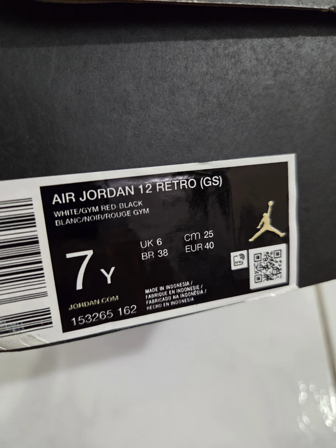 Jordan 12 Retro - Youth size 7y - photo 2