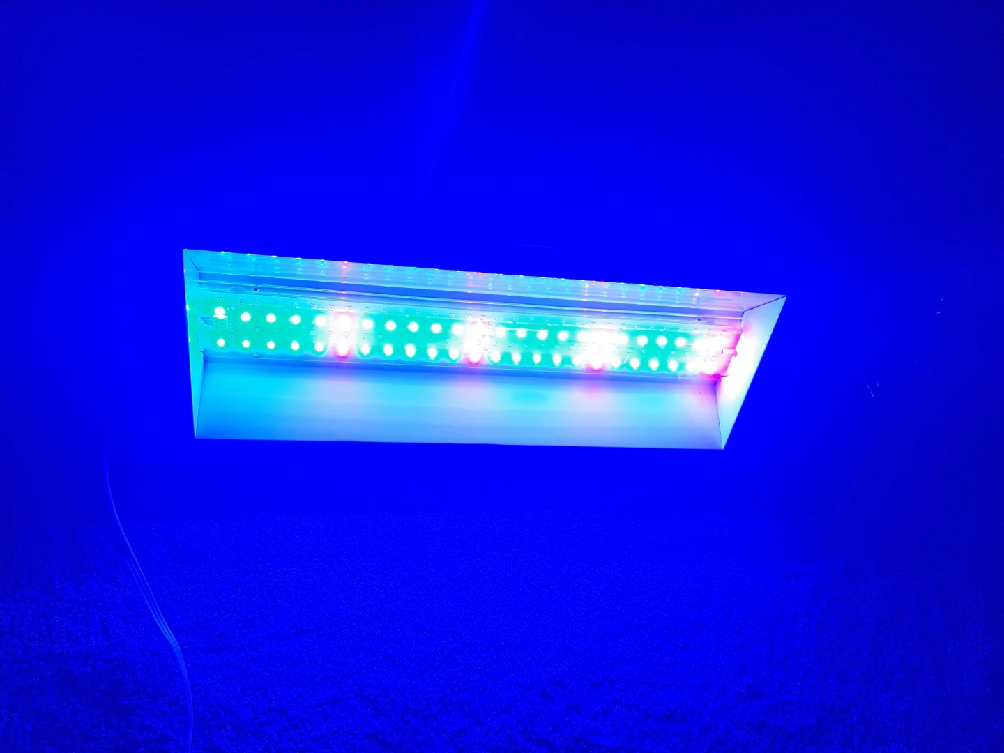 Vivosun 3' x 3' x 6' grow tent with lights and timers. - photo 4