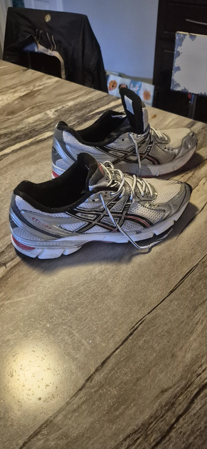 Asics Gel-1150 Silver and Red Running Shoes