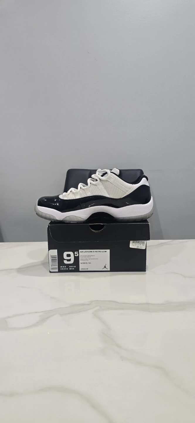 Air Jordan 11 Concord Low size 9.5 - photo 3