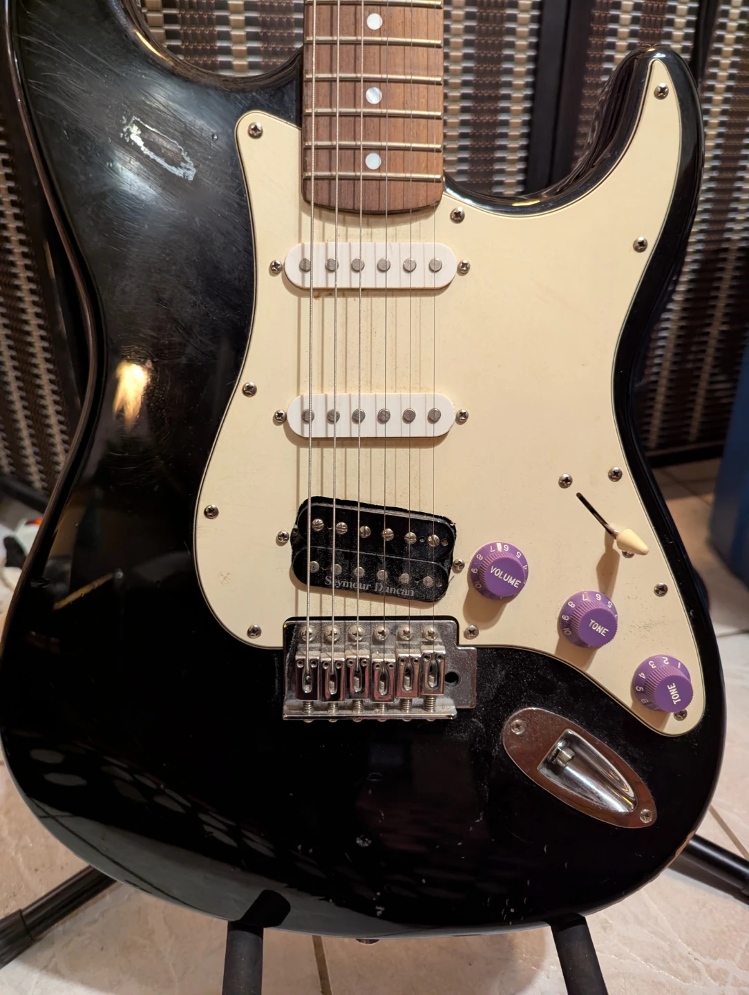Squier Stratocaster Electric Guitar - Black - photo 2