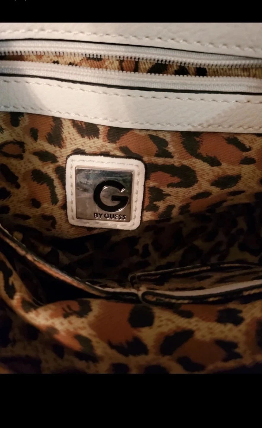 GUESS Shoulder Bag - photo 5