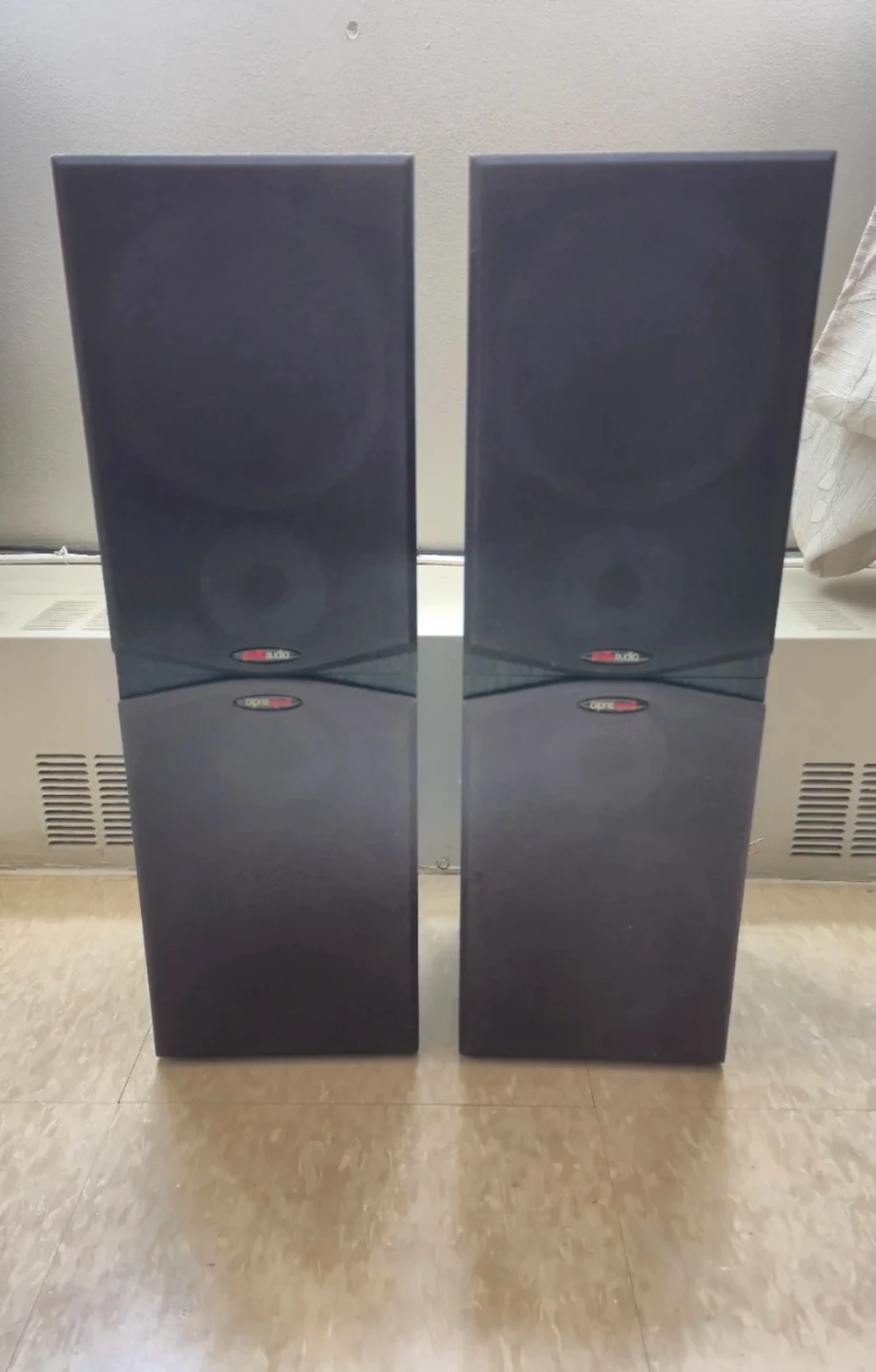 Polk Audio R150 Tower Speakers - photo 4