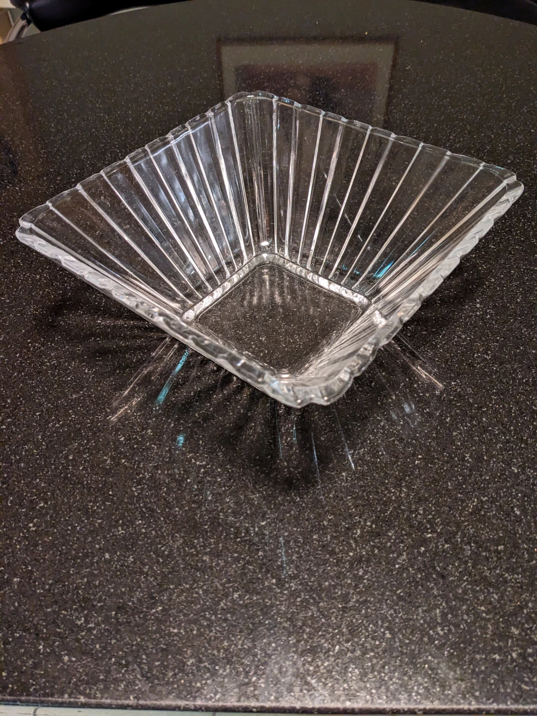 Crystal bowl / dish