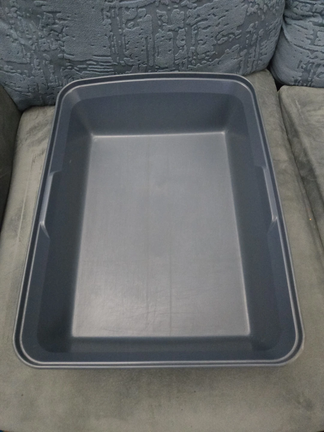 Litter box