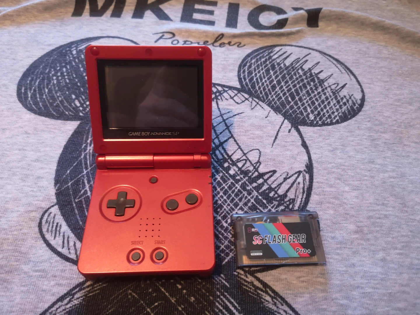 Nintendo Game Boy Advance SP - Red