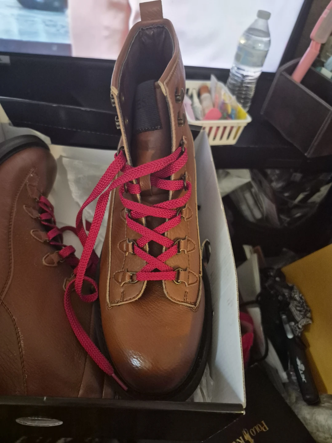 Guess Brown Leather Hiking Boots with Pink Laces - photo 4