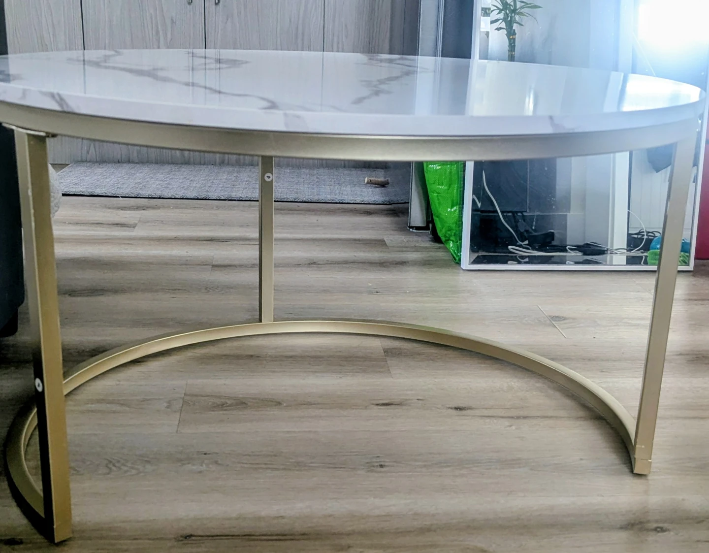 Round Faux Marble Coffee Table with Gold Base - photo 2