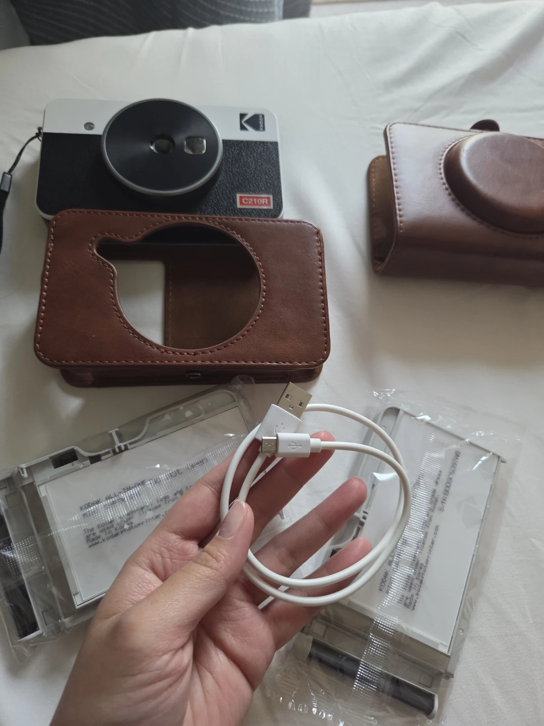 KODAK Mini Shot 3 Retro Instant Camera & Printer BUNDLE - photo 2