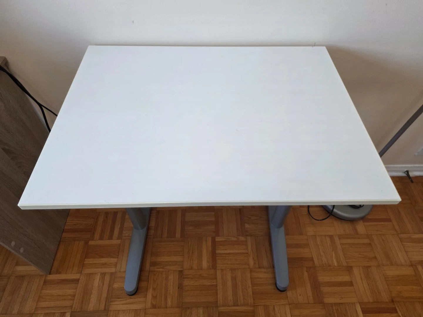 White Rectangular Desk with Grey Metal Legs - photo 2