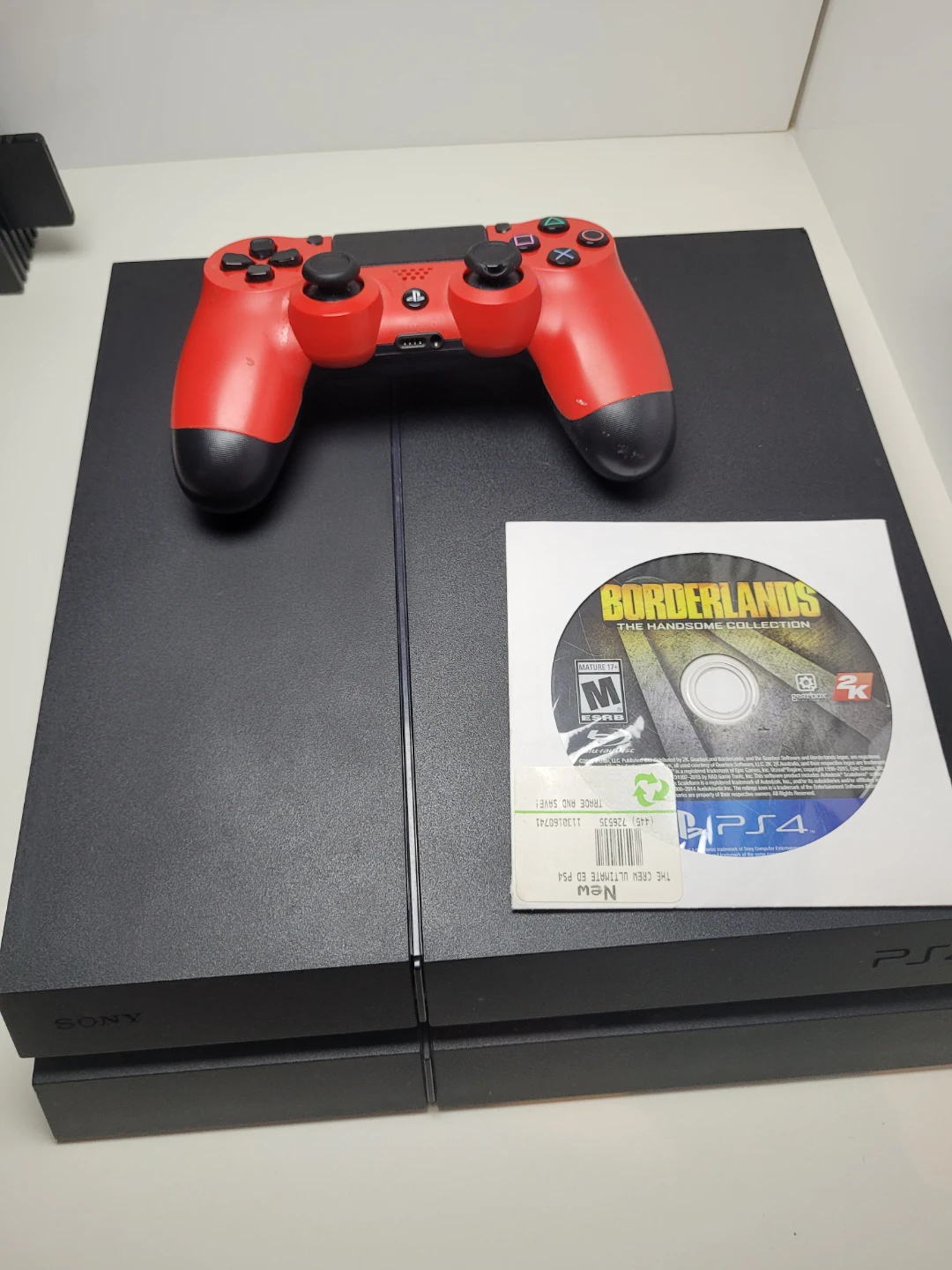 PlayStation 4 + game