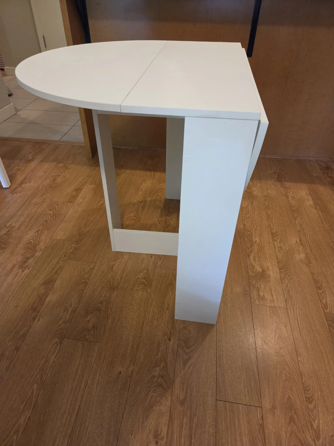 White Drop Leaf Table - photo 4