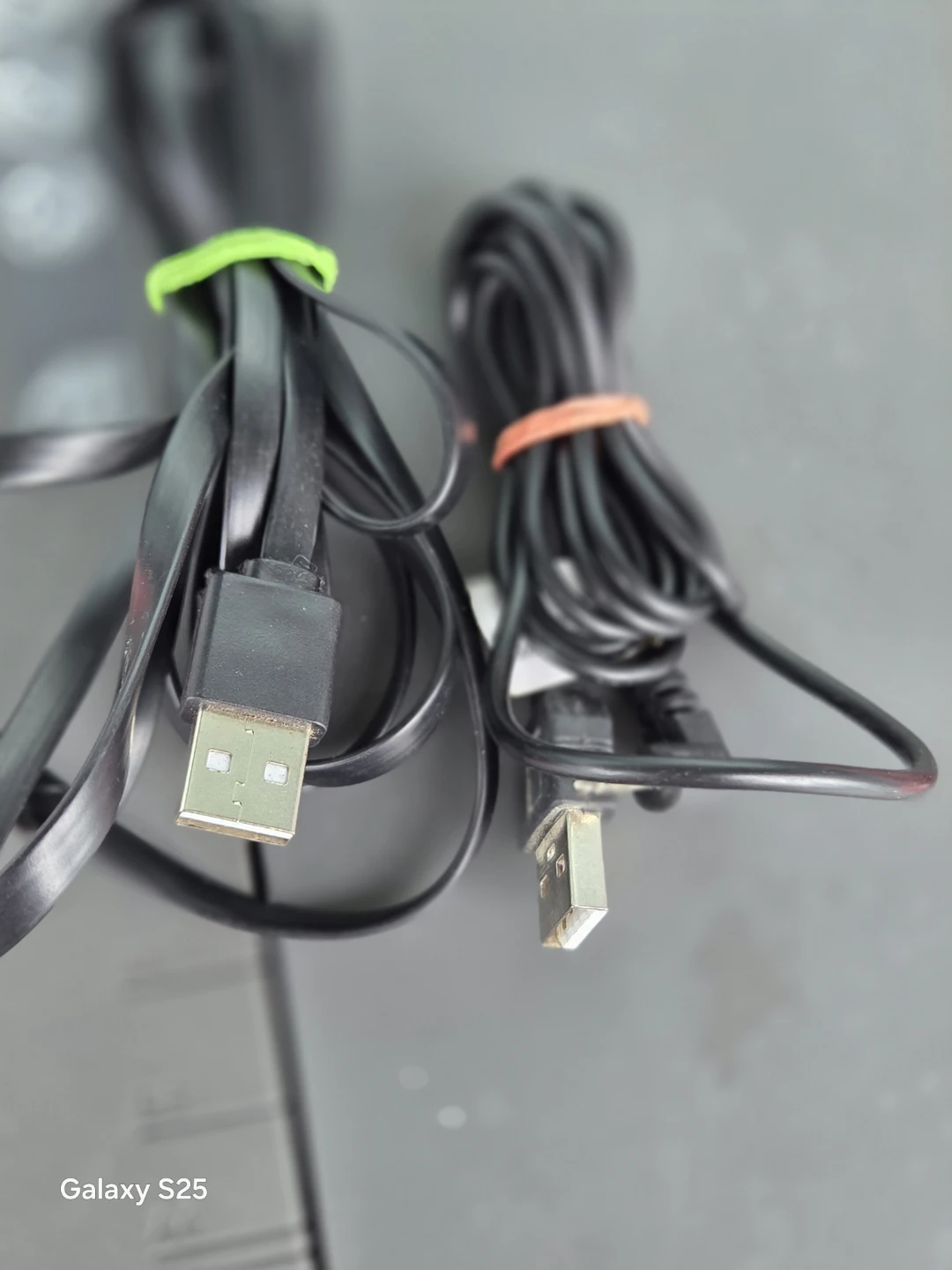2 Black USB Charging Cables