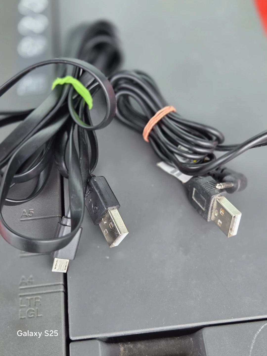 2 Black USB Charging Cables - photo 4