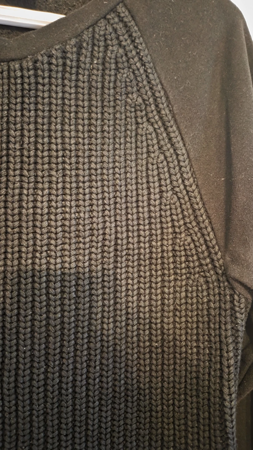 H&M Black Knit Crewneck Sweatshirt - photo 2