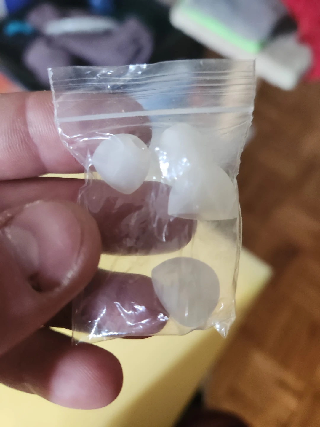 Sentry In-Ear Earbuds with extra in-ear pieces - photo 5