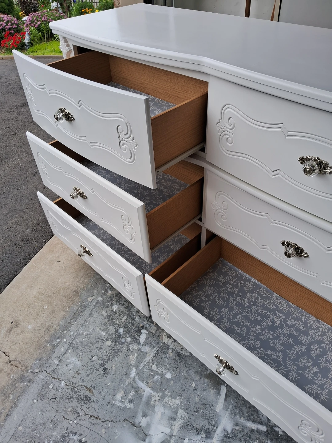 White 6-Drawer Dresser - photo 3