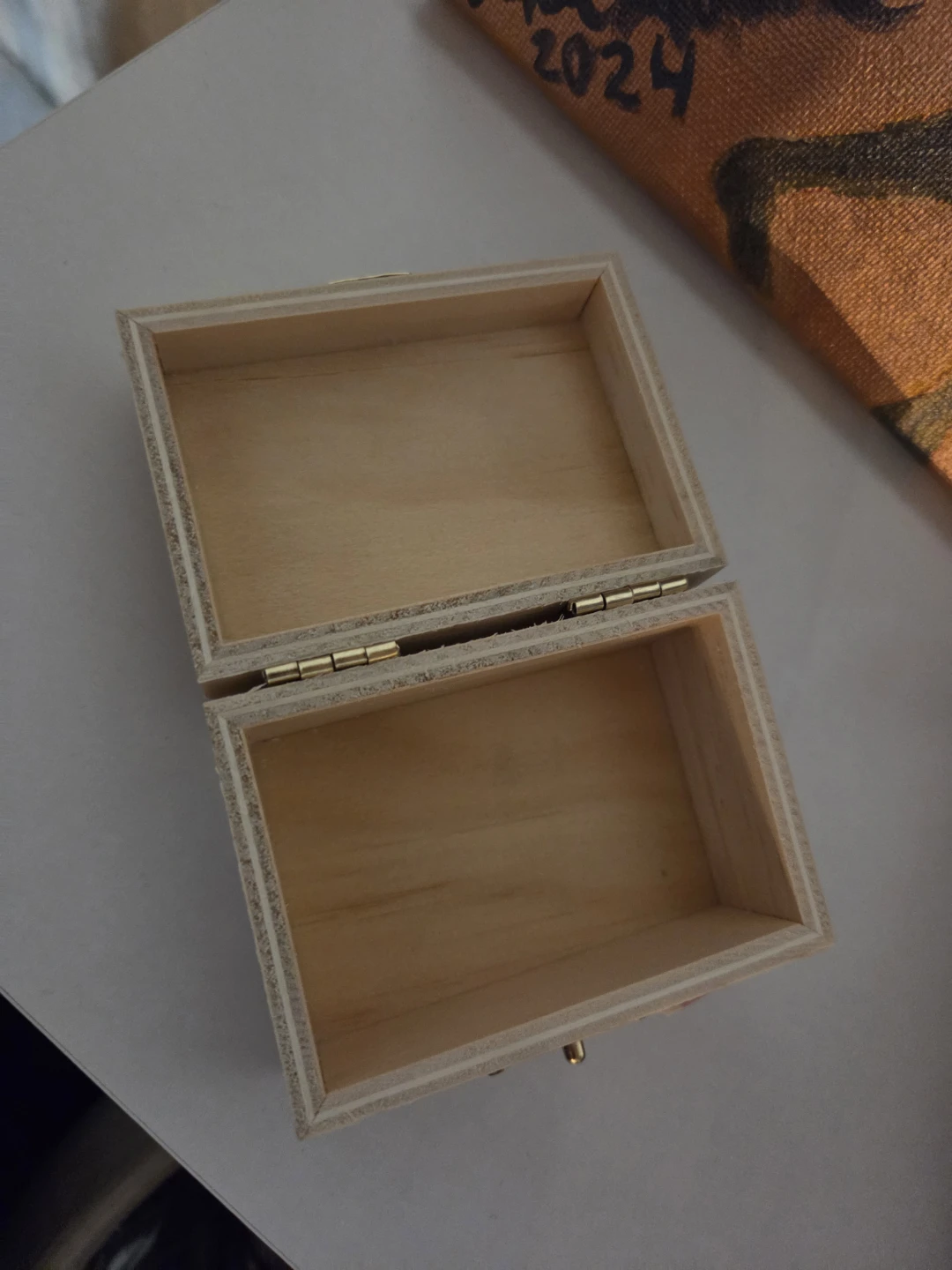 Small Wooden Hinged Storage Box - photo 2