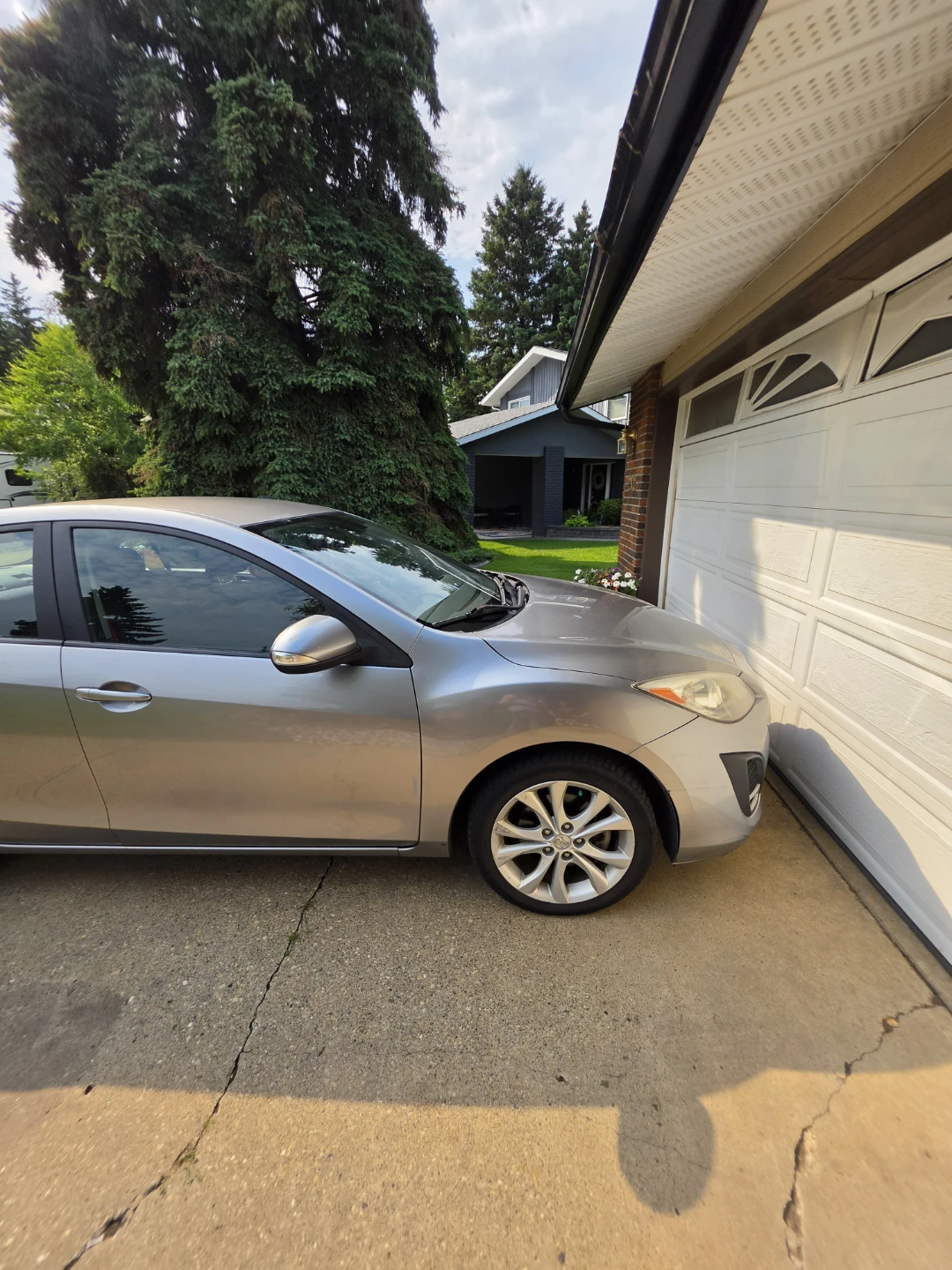 2010 Mazda 3 GT - photo 2