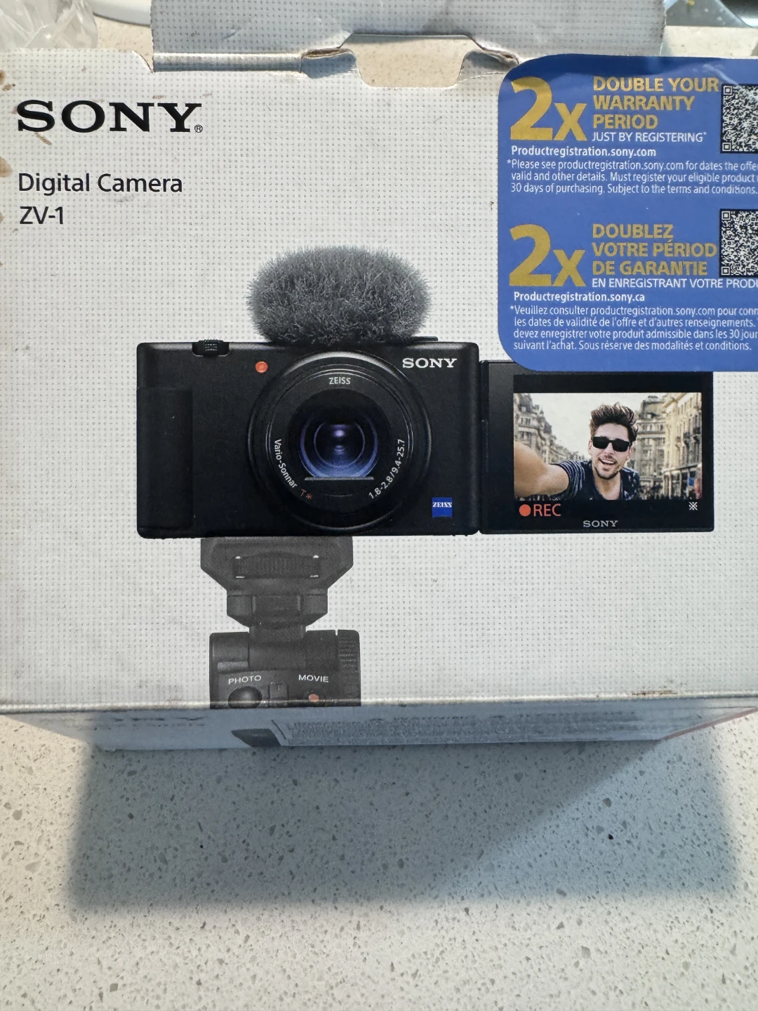 Sony ZV-1 compact camera - photo 4