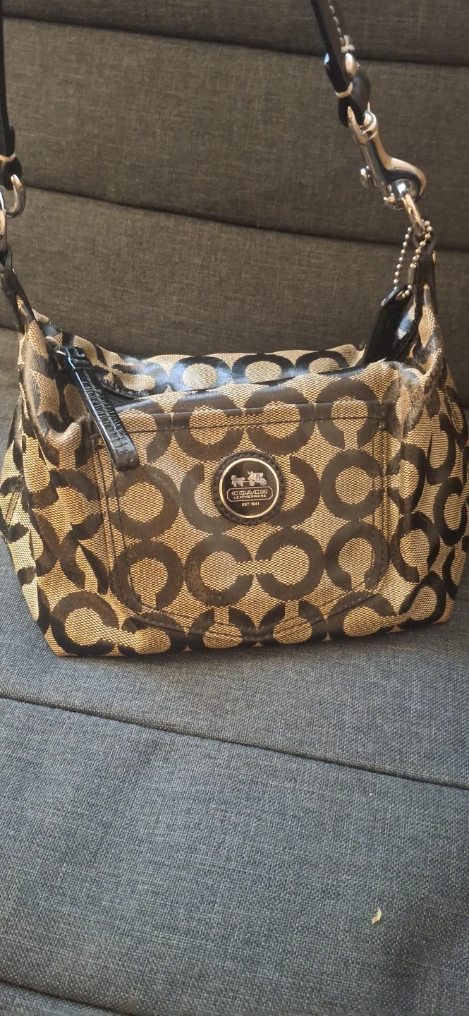Coach Signature Pattern Hobo Bag - photo 5