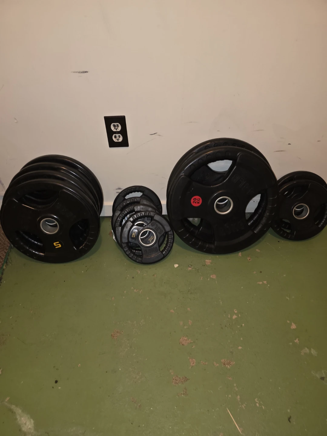 Weight Plates and Barbell Set - photo 2