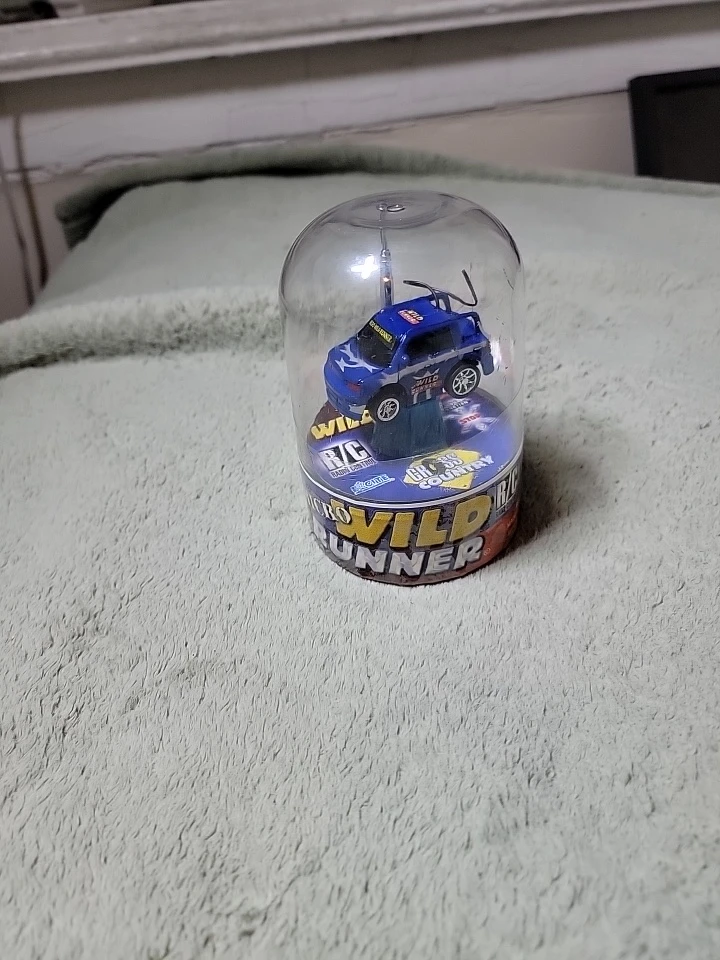 Micro Wild Runner RC Car - photo 4