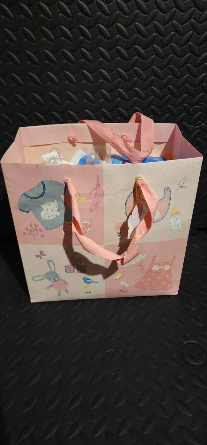 Welcome Baby Gift Bag - photo 4
